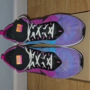 Nike Air Max Flyknit Racer Fuschia Dream/Black